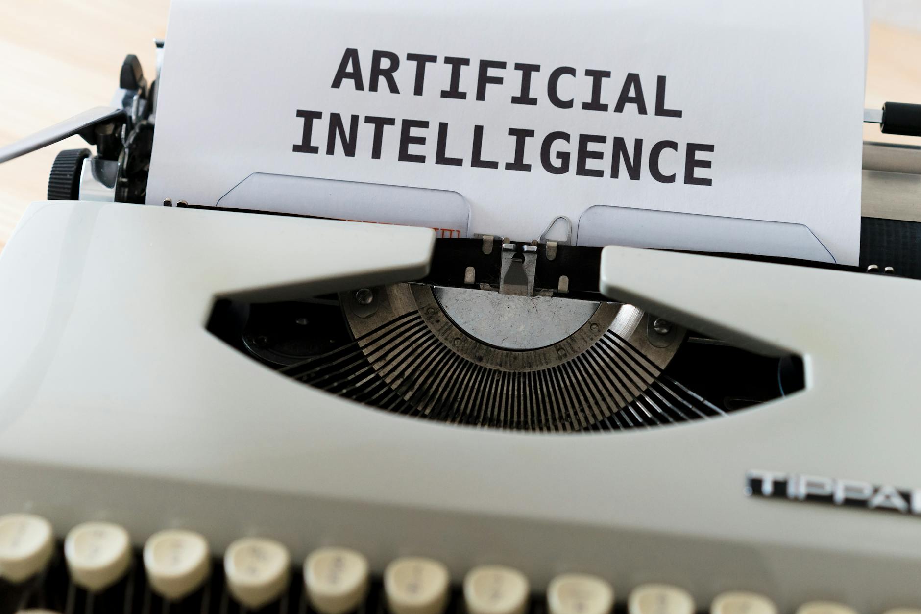 Inteligencia Artificial: Riesgos y Beneficios Reales