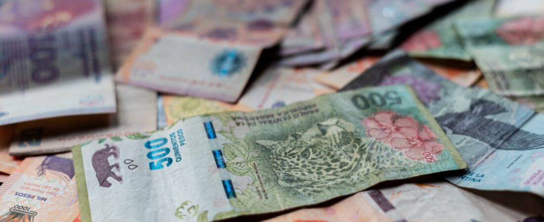 Paginas para ganar dinero con IA: guía práctica completa